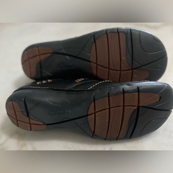 Clarks Unstructured Womens Loafer Brown Leather Slip On Comfort Shoe 8.5 READ - Picture 8 of 9